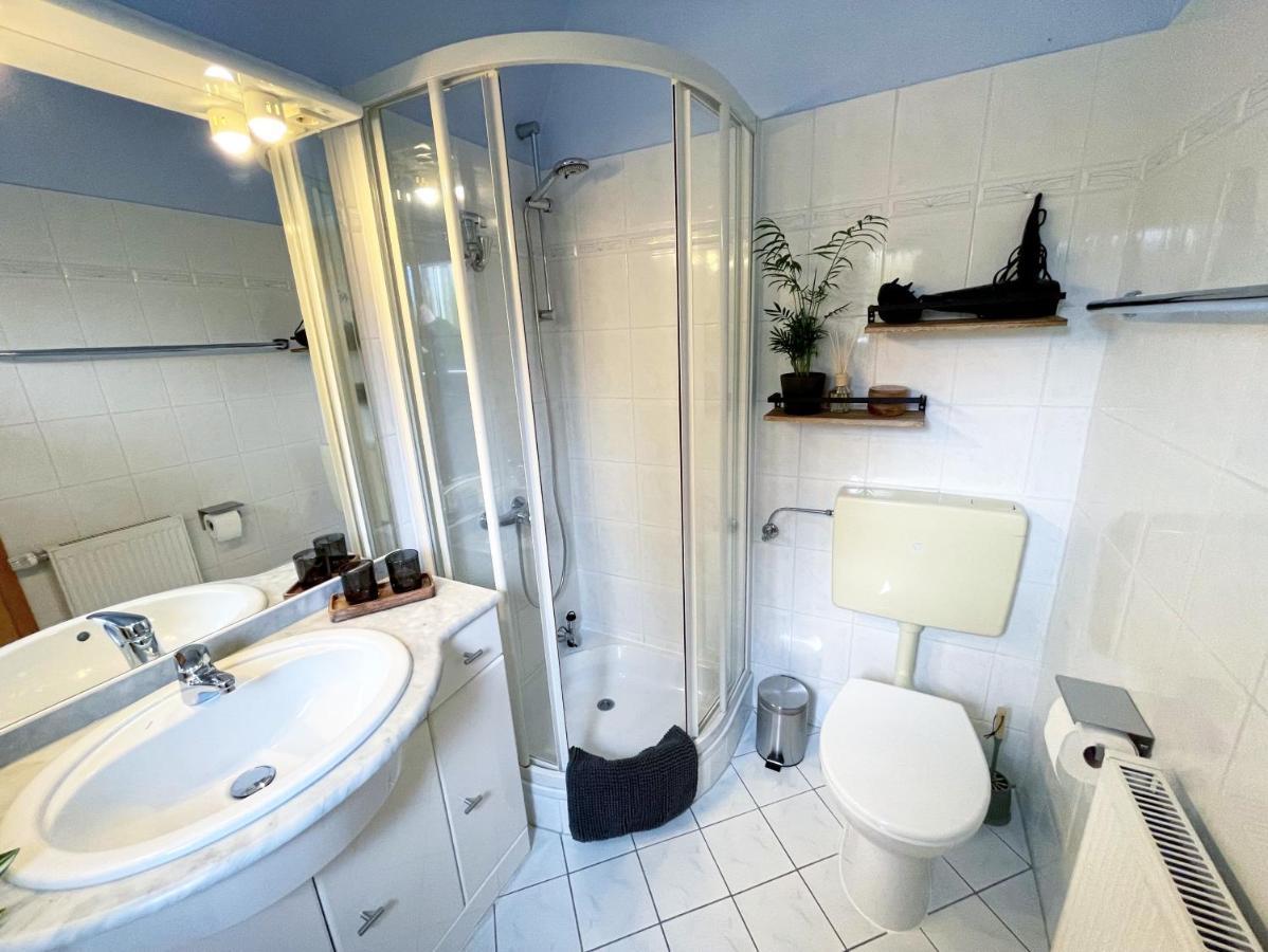 Familienfreundliches Ferienhaus In 5 Min Zum Strand Mit Terrasse Und Kostenlosem Parkplatz Cuxhaven Bagian luar foto